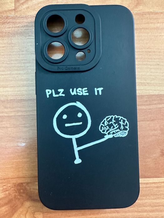 4 Huse iPhone 14 Pro