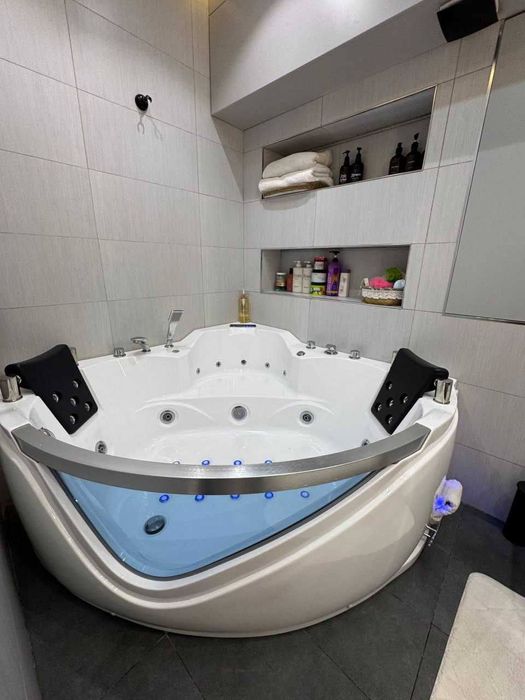 Алайский  2/9/9 квартира евро,Ц2 центр