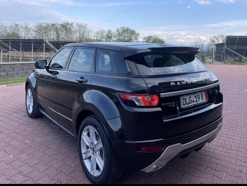 Land Rover Range Rover Evoque 4x4 – 2.2 Diesel 190 CP – Panoramic – Piele – IMPECABIL  RECENT ADUS