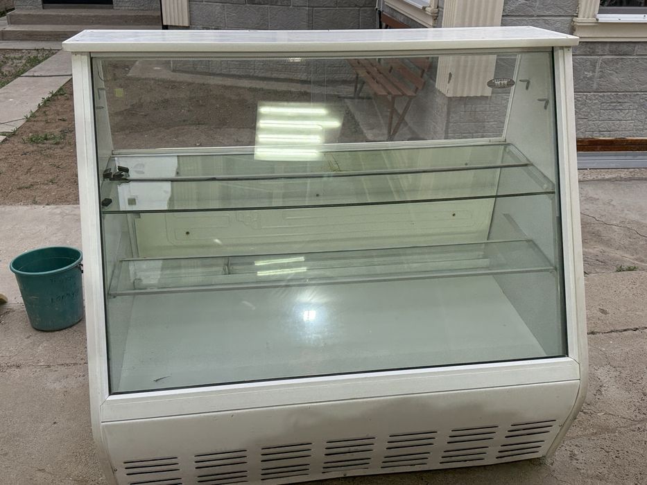 Продам холодильник