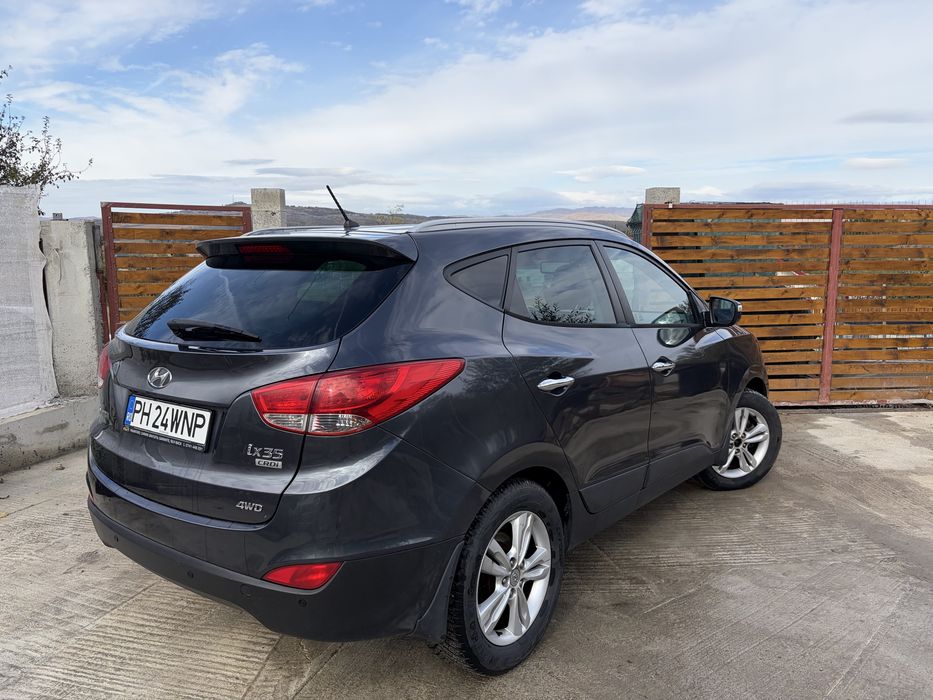Hyundai ix35 4x4 2.0-136 cp // incalzire scaune// accept schimb