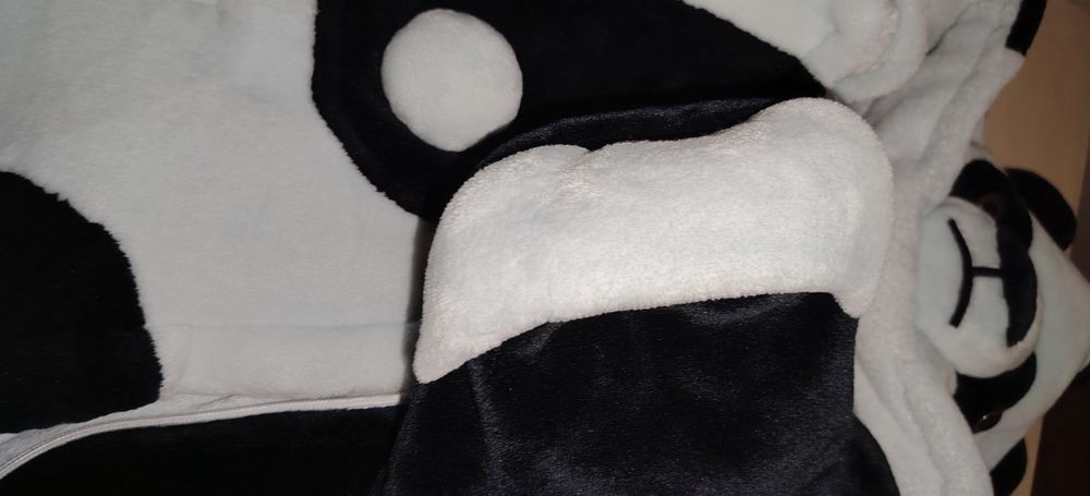 Продам зимний комбенизон панда