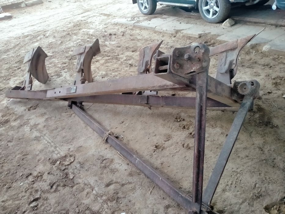 Плуг 4-х корпусной