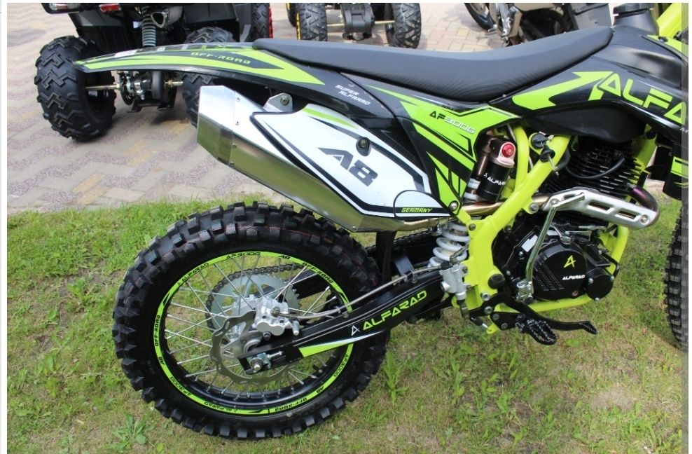 Alfarad Germany A8 de 300cc cu roti pe 18/21 inch in 5 viteze