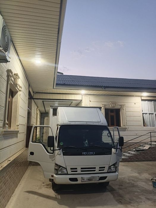 Isuzu сотилади 2015 йил холати аьло