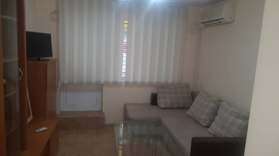 Собственик дава под наем напълно обзаведена партерна боксионера гр. Ва