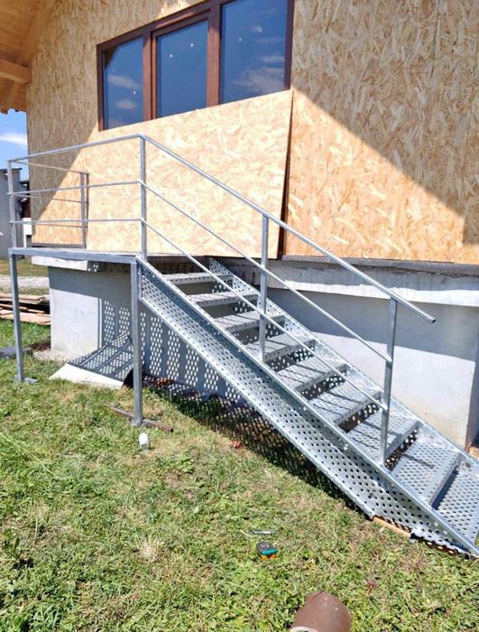 Scări zincate   ,