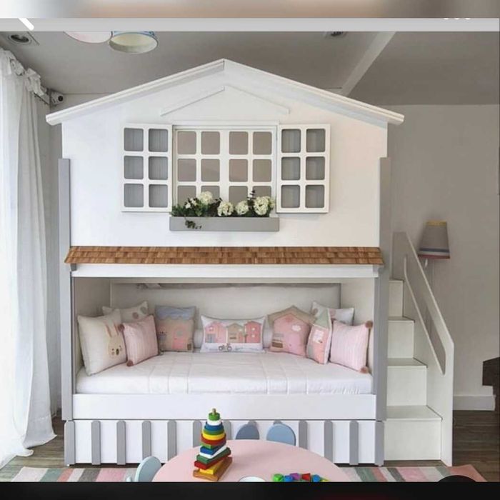 Детская кровать дом