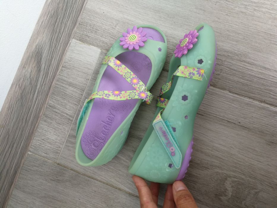 Sandale /balerini decupați Skechers