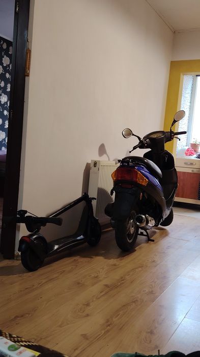 Vand sau schimb scuter