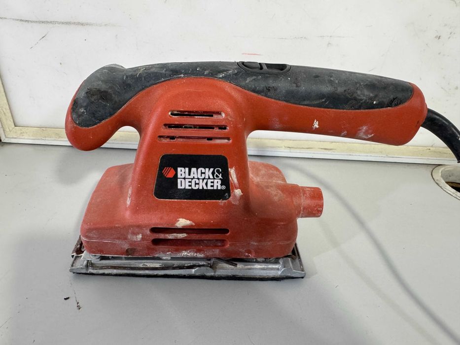 Виброшлайф - Black/Decker / PB / Challenge (135-220W)