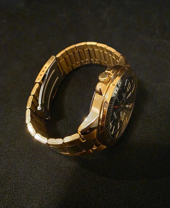 Casio / MTP-VD01G-1B