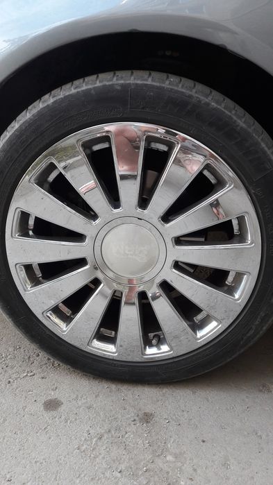225/40 r18 продам диски с шипами.