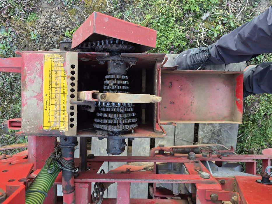 Vand semanatoare becker aeromat pentru porumb