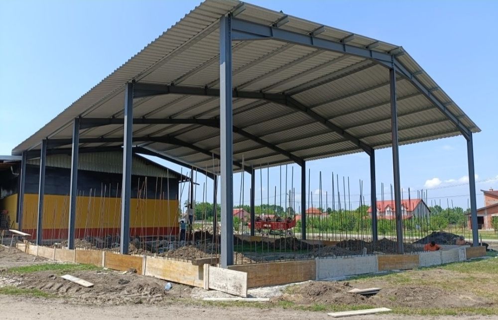 Vand hale și structuri metalice accept variante cu duba