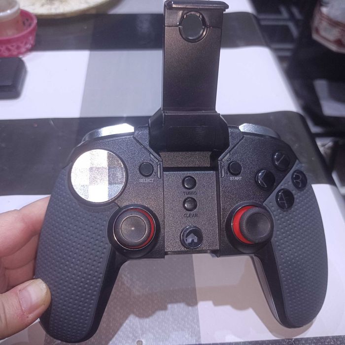 Геймпад для телефона