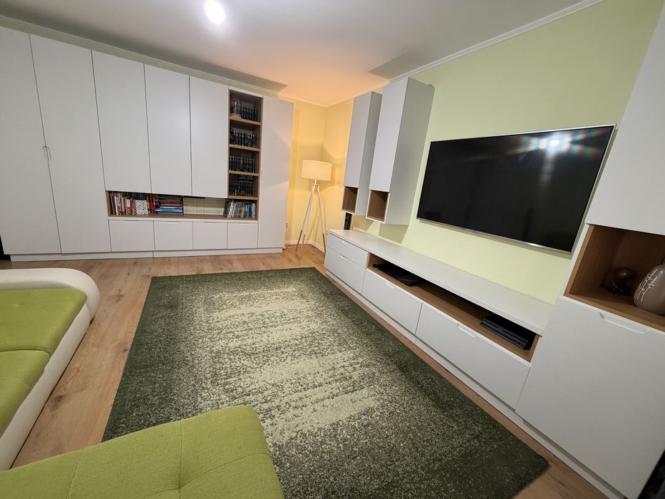 Vand apartament 3 camere strada Nasaud