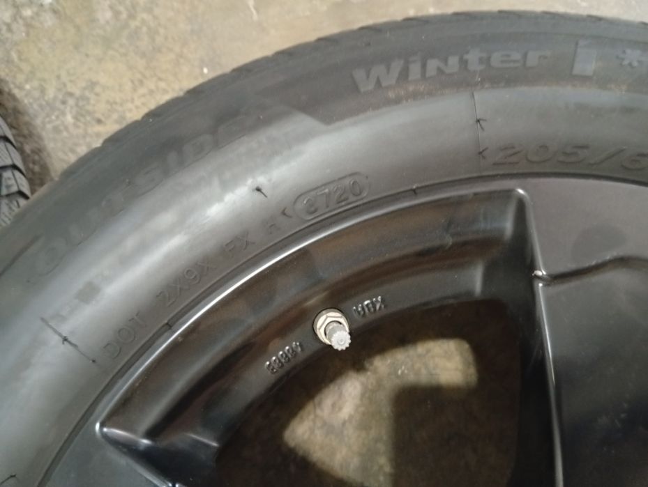 Jante 16 5x114.3 et 40 KIA Dacia Hyundai Toyota 205/60/16 iarna