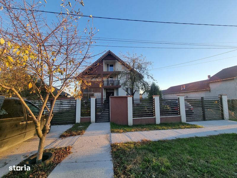 PRET REDUS! Casa D+P+E+M situata in Comuna Balesti