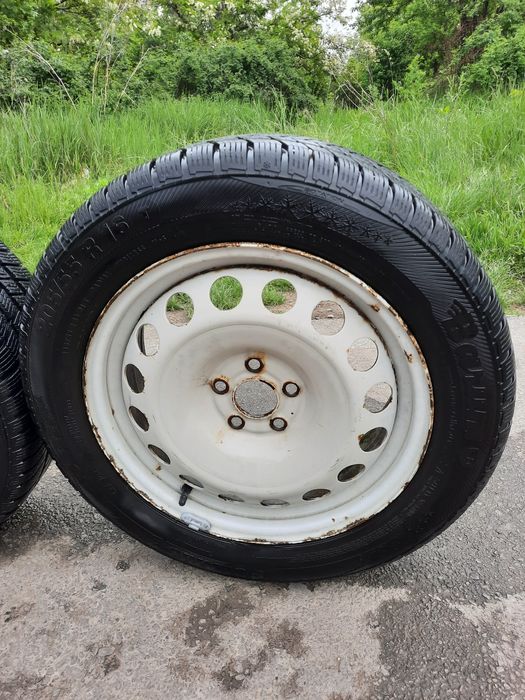 Железни джанти 16 5х100 със зимни гуми