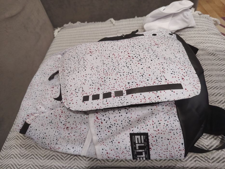 Рюкзак найк новый
