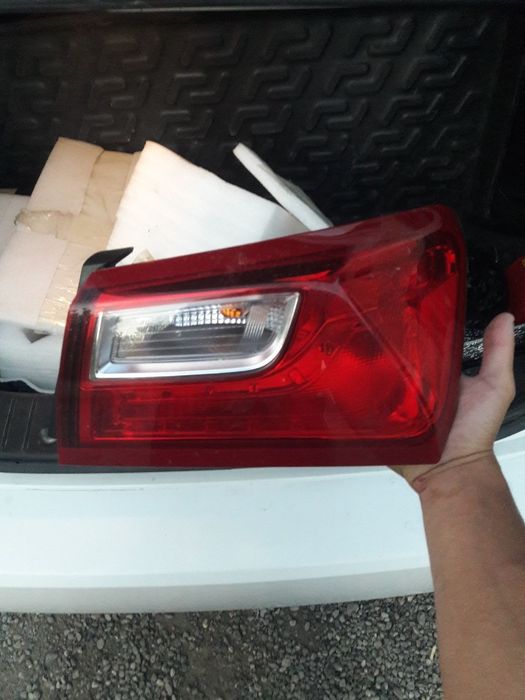 Malibu 2 2.4 orqa fara komplekt holati yangi