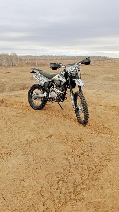 Продам новый Эндуро 300