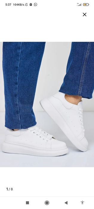 Keda krosovkasi oq rangda