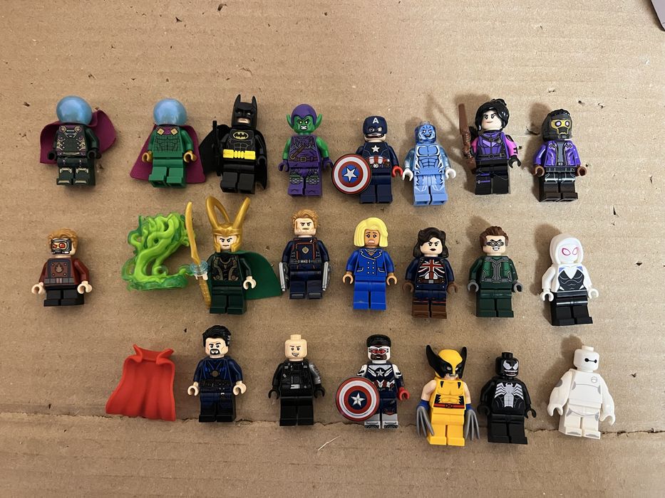 Minifigurine Marvel si DC