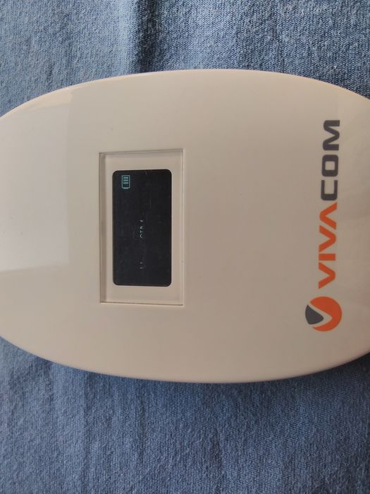 бисквтка- рутер със сим карти за  мобилен интернет на Виваком България