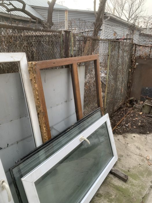 Пластиковые окна и дверь