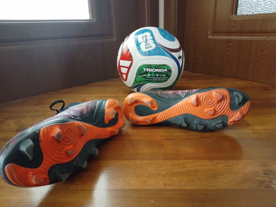 Ghete fotbal Puma Future 8 Match FG/AG - Mărimea  41