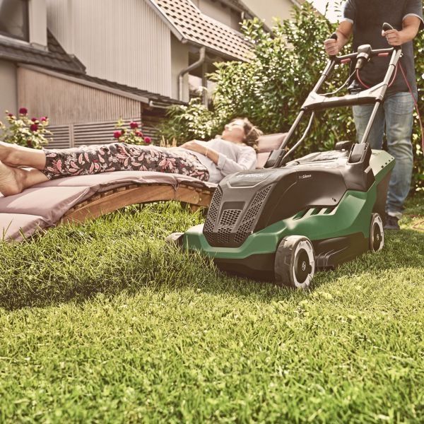 Bosch Advanced Rotak 650 ProSilent / 1700 W , 41 см , 50 л