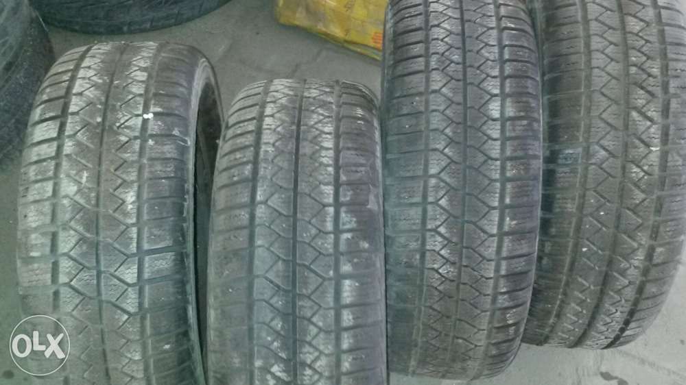 Продаю зимние шины