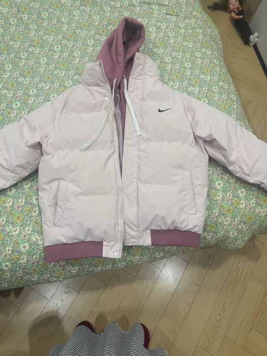 Продам зимнюю куртку