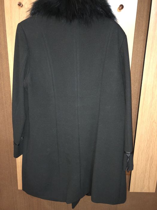 Елегантно дамско палто