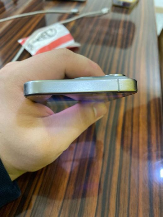 Iphone 15 pro juda yaxshi