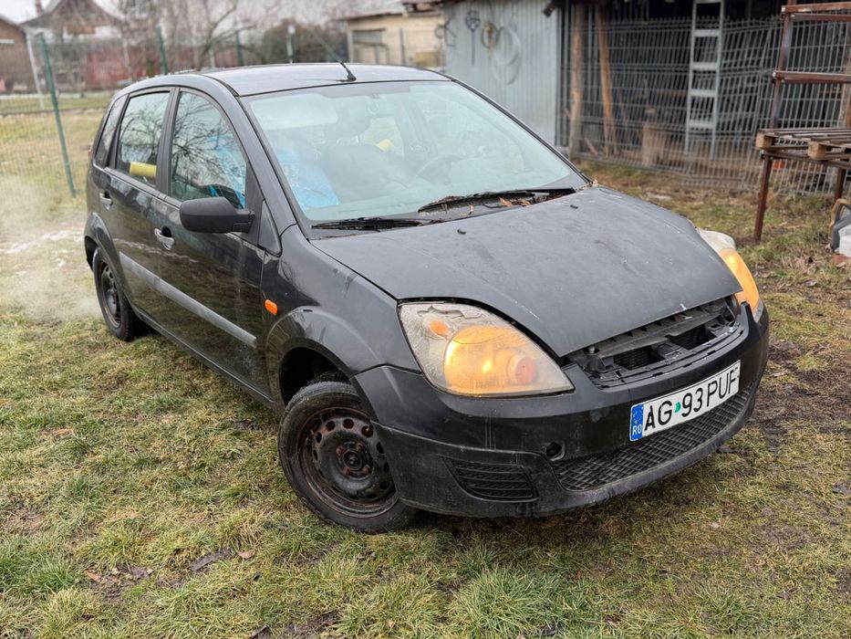 Ford fiesta 1.3  funcțional / pentru piese / voutcher sau cupon rabla / dezmembrare / de dezmembrat / accesorii
