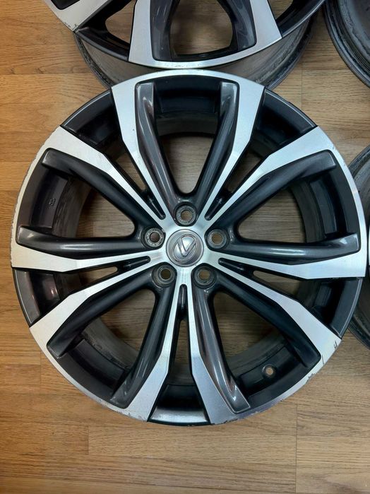 Оригинални Джанти Lexus 20"