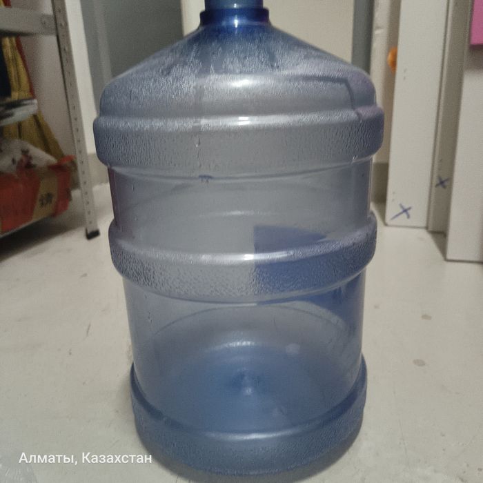 Бутыль для воды  чистый