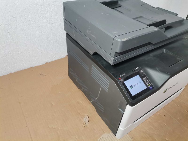 Принтер - Lexmark MC 3326