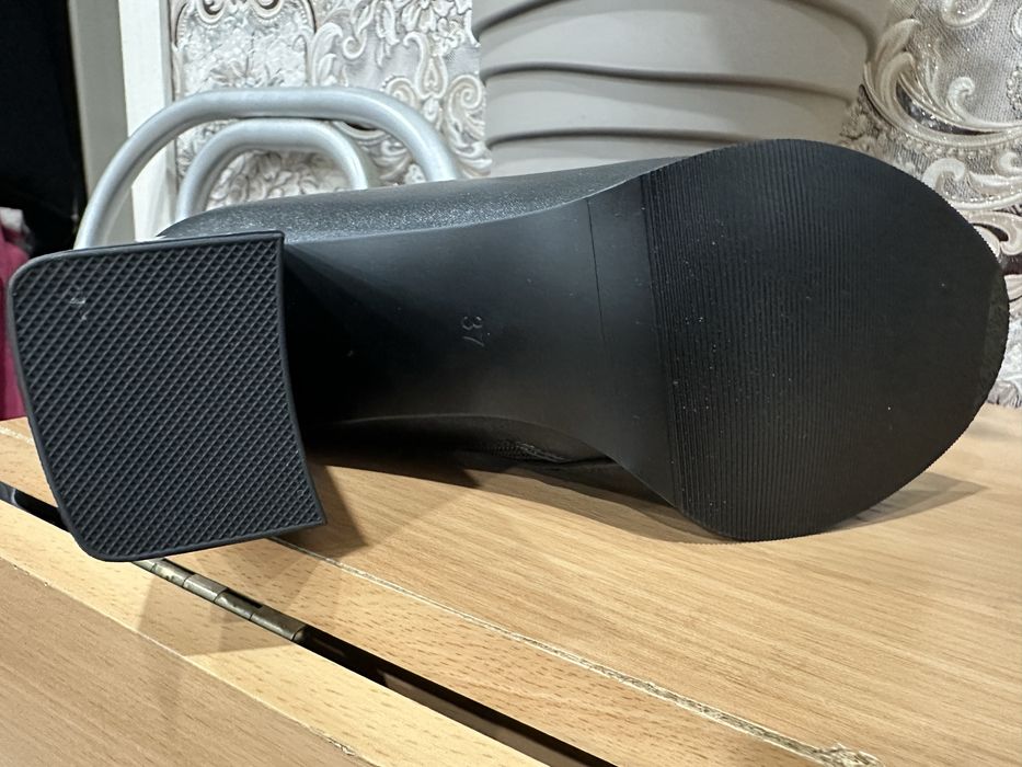 Продам новую обувь!