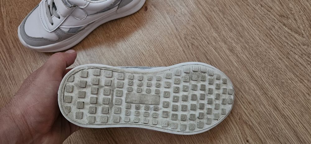 Обувки Български 32 ри номер