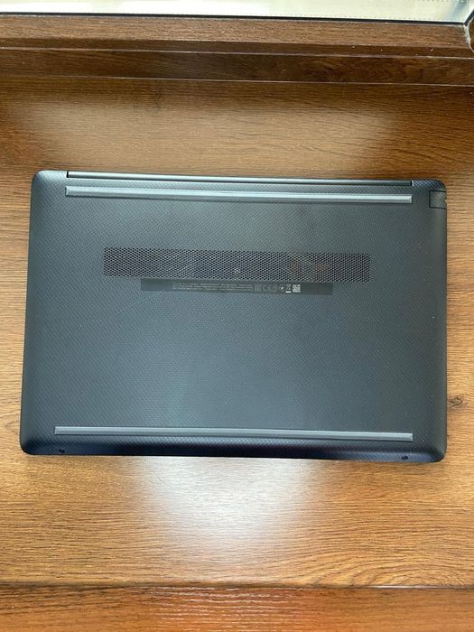 HP Laptop 15-dw0xxx от сети