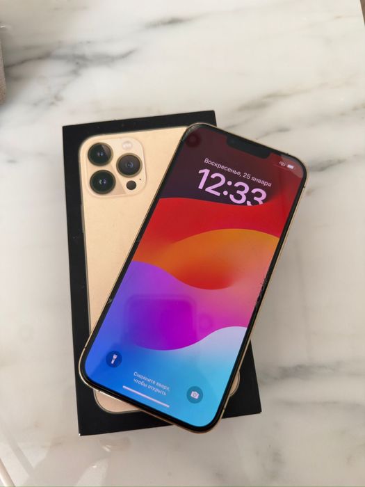 Продам айфон 13 про макс