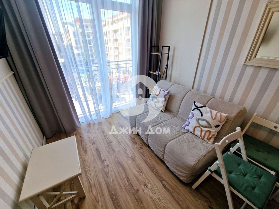 Продава се Двустаен апартамент в к.к. Слънчев бряг - 34 кв.м за 990 €/кв.м - Снимка #1