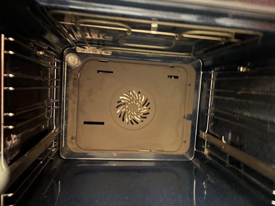 Продам электро духовку