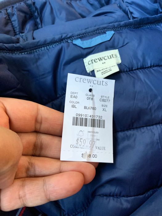 Женская куртка для девочек.