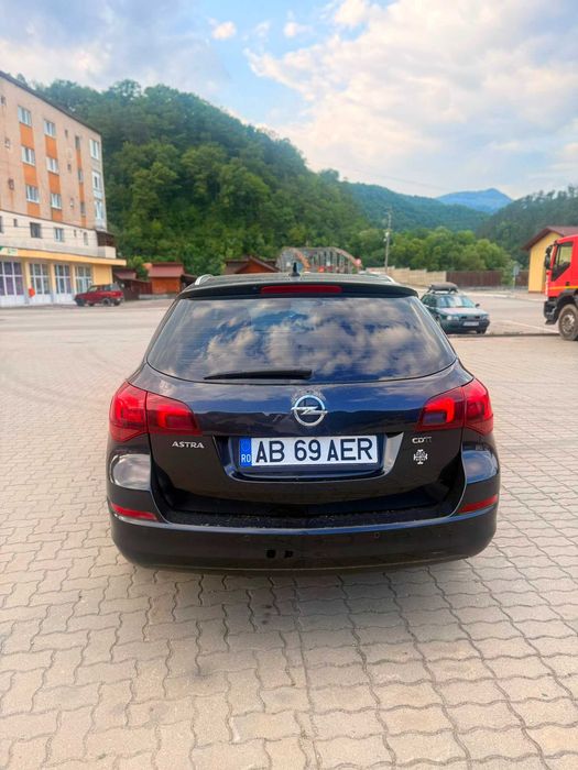 OPEL Astra 2012 — imagine 5