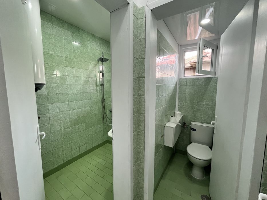 Дава се под наем Четиристаен апартамент в Разград, Варош - 120 кв.м за 433.5 € - Снимка #6